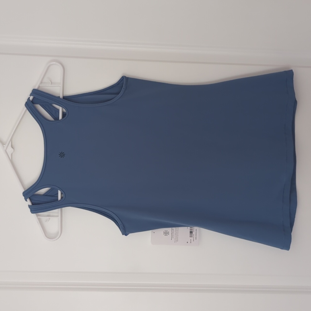 Athleta Shanti Asana Tank Cottage Blue Fitness Gym Yoga size Medium NEW w Tags - Picture 4 of 7
